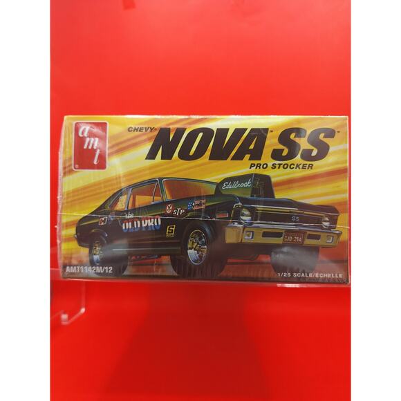 AMT 1972 Chevy Nova SS Pro Stocker Model Kit 1:25 Scale SEALED IN PLASTIC - Picture 4 of 8